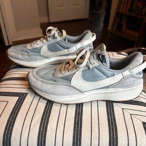 1972 style Women’s Nike